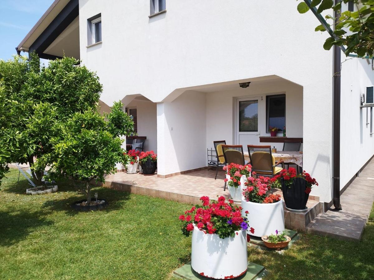 Marijan Apartment Pula Luaran gambar