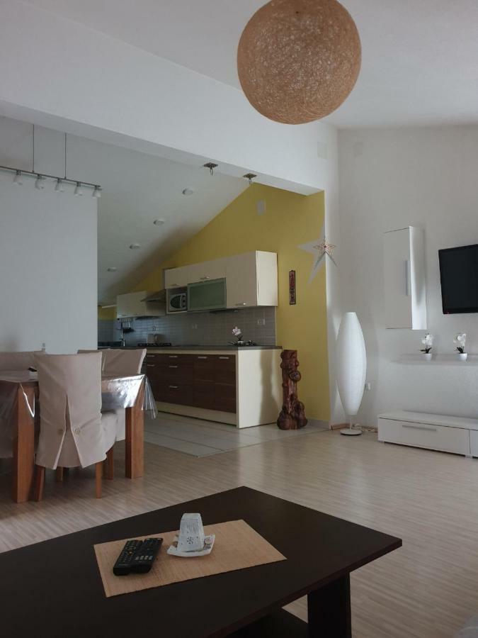 Marijan Apartment Pula Luaran gambar